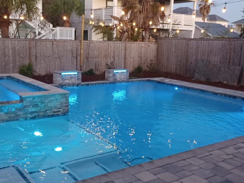 Hugh private pool with spa one of the biggest at and vacation rental house in Destin